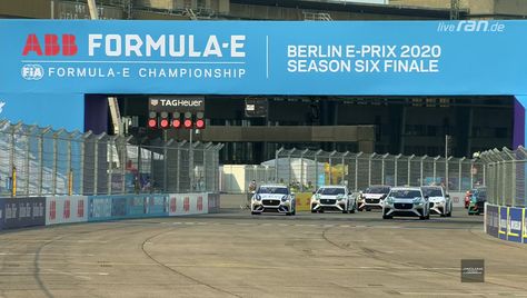 Jaguar I Pace Etrophy Video Jaguar I Pace Etrophy Jimenez Startet Aufholjagd Vom Letzten Platz Ran